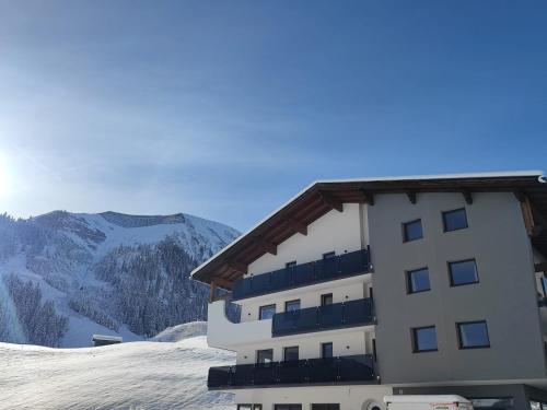 Berwang 1336 Apartments