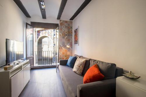 Window to Central Market