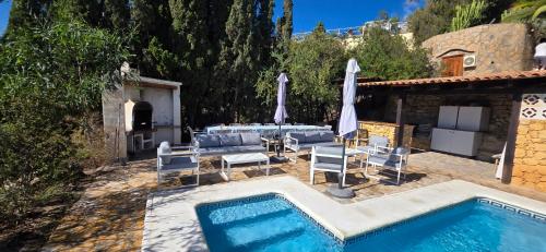 Villa Eliane with amazing sea views and large private swimming pool!