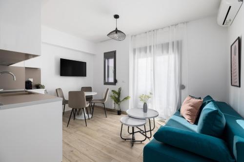 Lobster Chic Apartments by BiNoBi!