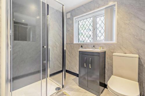 Ένα μπάνιο στο 2 Bed in Advent oc-p6188