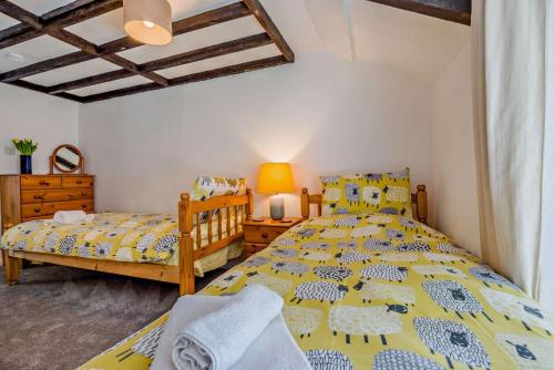 Ένα ή περισσότερα κρεβάτια σε δωμάτιο στο 2 Bed in Advent oc-s6025