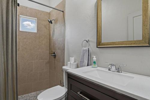 Ένα μπάνιο στο Casa Sol Studio