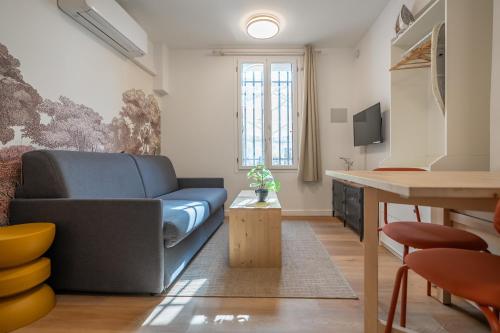 Studio climatisé rdc - Place des Cardeurs - Centre historique