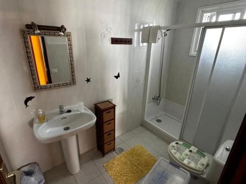 Koupelna v ubytování CHL Mayoysa, La Palma Breña Baja