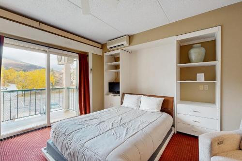 Postel nebo postele na pokoji v ubytování Northstar At Rivergreen