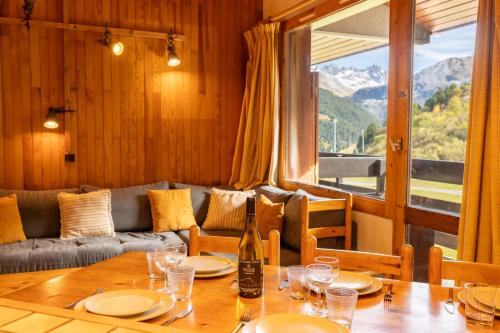 Creux de l'ours D172 - 9 guests - Ski in - Ski out