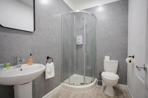 Bespoke Apartments Near Cardiff City Centre Free Parking photo 67