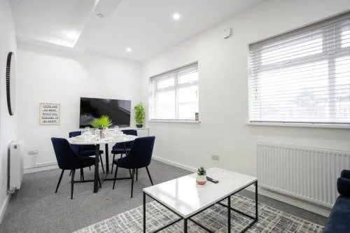 Bespoke Apartments Near Cardiff City Centre Free Parking photo 71