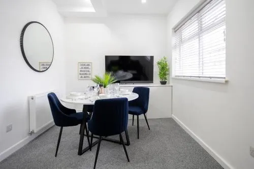 Bespoke Apartments Near Cardiff City Centre Free Parking photo 72