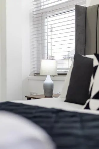 Bespoke Apartments Near Cardiff City Centre Free Parking photo 79