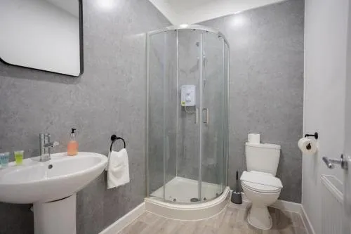 Bespoke Apartments Near Cardiff City Centre Free Parking photo 90