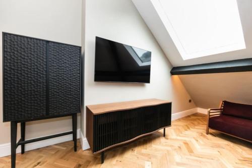 Fotografie z fotogalerie ubytování The West Wing at Hillthorpe Manor with Gardens & Private Hot Tub v destinaci East Hardwick