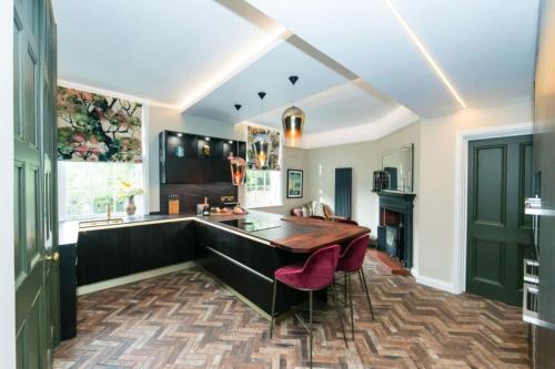 Fotografie z fotogalerie ubytování The West Wing at Hillthorpe Manor with Gardens & Private Hot Tub v destinaci East Hardwick