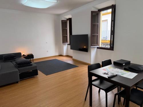 RT74 Calle Rodrigo de Triana con opción de parking