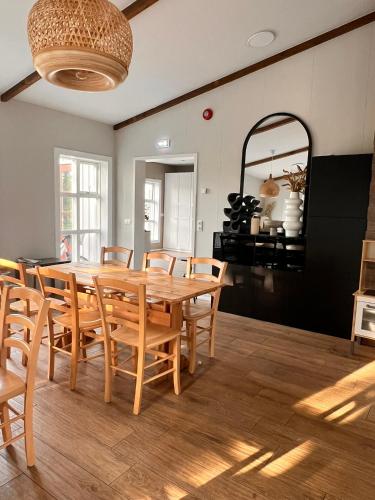 Et opholdsområde på Kot Guesthouse