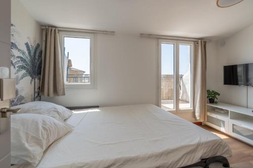 Studio climatisé avec terrasse, 5ème étage