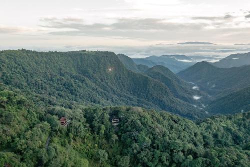 Bellavista Cloud Forest Lodge & Private Protected Area