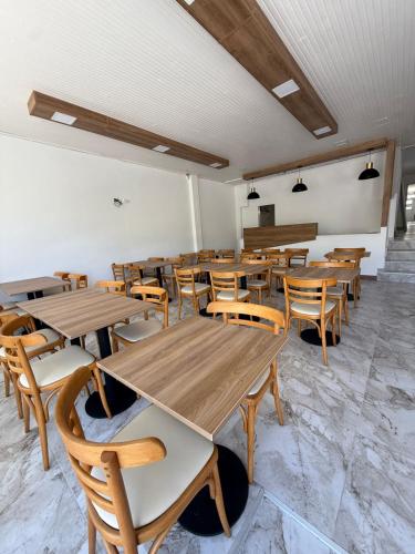 En restaurant eller et andet spisested på Continente Park