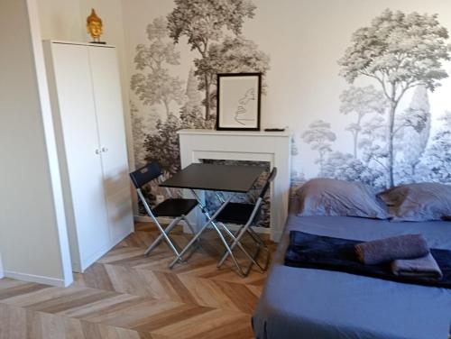 studio neuf champ de mars 18
