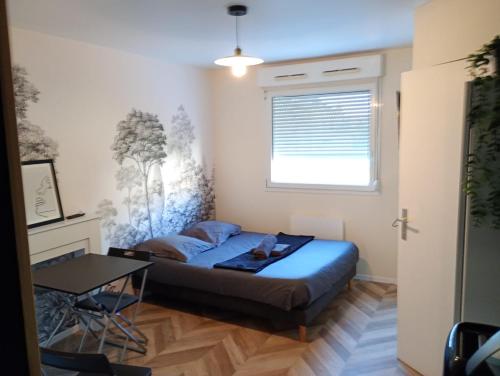 studio neuf champ de mars 18