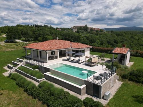 Villa Green Forest with wellness and heated salty pool