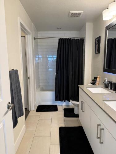 Edgewater Luxe 1BR photo 10