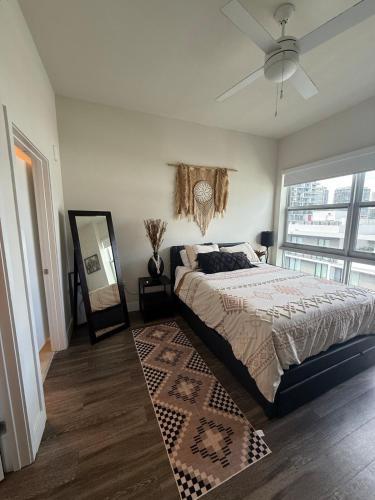 Edgewater Luxe 1BR photo 21