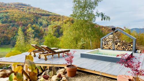 Vista general de una montaña o vista desde la casa o chalet 