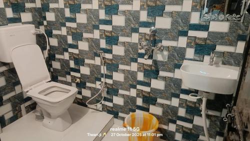 Koupelna v ubytování Hotel Bhardwaj Darbar