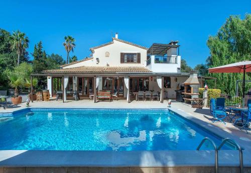 Les Oliveres Vall de Colonya by Vintage Travel