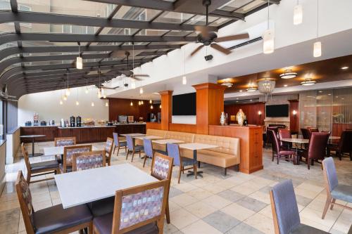 Εστιατόριο ή άλλο μέρος για φαγητό στο Eastgate Hotel - BW Signature Collection