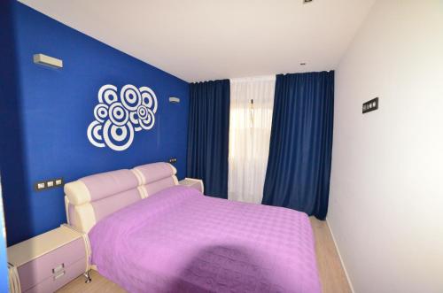 Futurcasa Casa rural Spa y cineにあるベッド