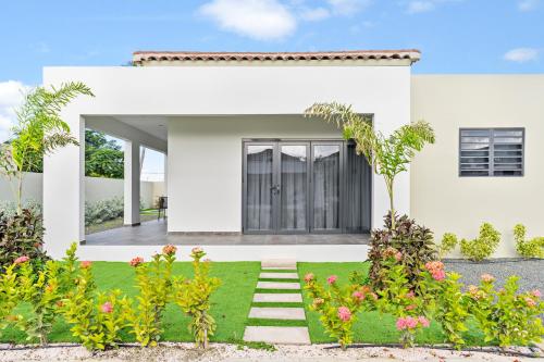 Luxury 2-Bedroom Villa with Private Pool Elisabeth Resort, Curaçao