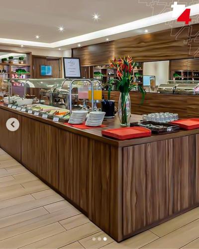 Φαγητό σε αυτό το ξενοδοχείο διαμερισμάτων ή κάπου εκεί κοντά