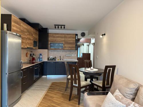 Kamy-Sophia Apartment