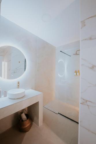 Room Turia