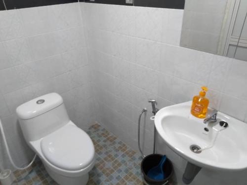 Koupelna v ubytování Mersing Barokahhill Beach Resort