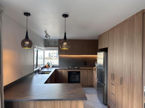 Η κουζίνα ή μικρή κουζίνα στο Ocean Beach Getaway