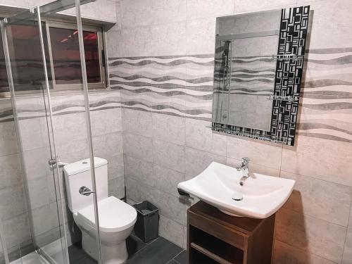 Koupelna v ubytování Krater apartments