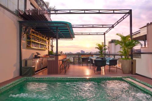 La alberca dentro o cerca de Solaria Tesori Hotel