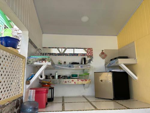 Η κουζίνα ή μικρή κουζίνα στο EcoLodge High Hill