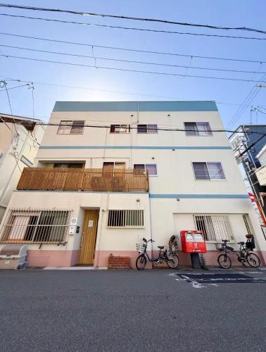 Wakyo Tsuruhashi 2F - Cute Character Style &3 Bedroom Apt for 6 & Near Onsen & Direct to Namba Nara USJ Nipponbashi