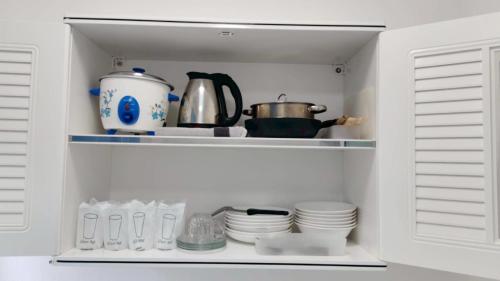 Кухня или мини-кухня в Keerana Villa
