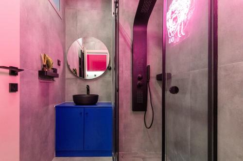 Morfes studio at historic center-near Acropolis
