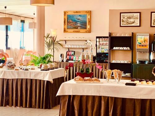 Đồ ăn tại/gần khách sạn