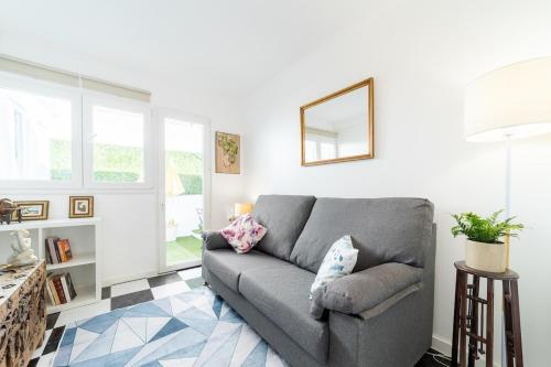 Χώρος καθιστικού στο Charming 4-bedroom House with terrace