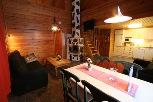 Photo de la galerie de l'établissement Holiday Home Marja-aapa 3, à Luosto
