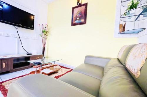 1Bed Studio Sleeps 2 - Wifi Parking
