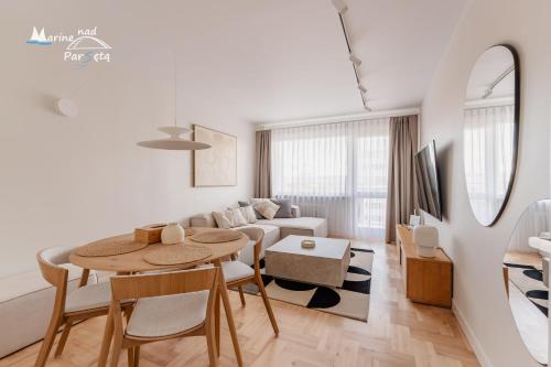 Marine nad Parsętą - apartament na Wyspie Solnej